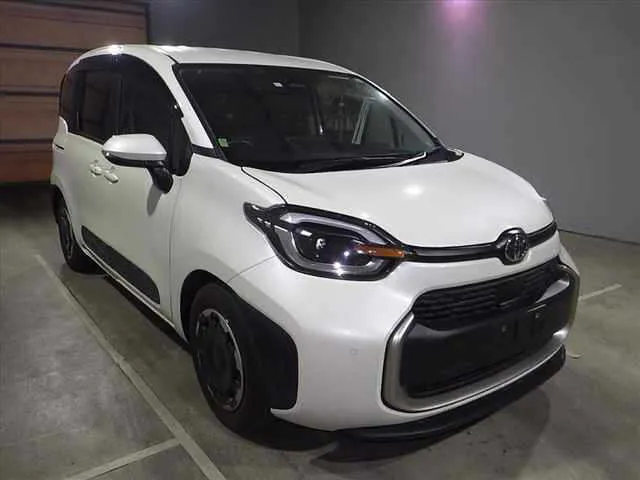 TOYOTA SIENTA 2023
