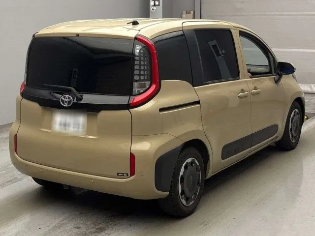 TOYOTA SIENTA 2023