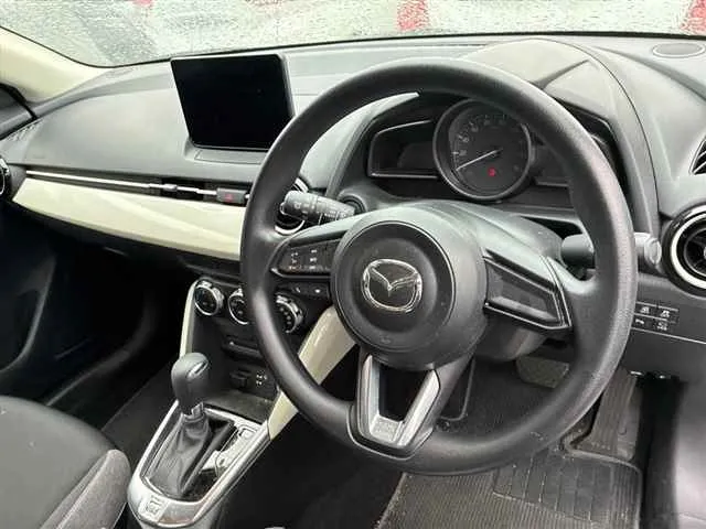 MAZDA MAZDA2 2023