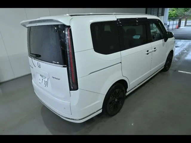 HONDA STEP WAGON 2023