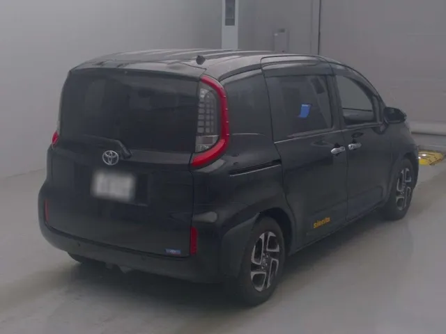 TOYOTA SIENTA 2023