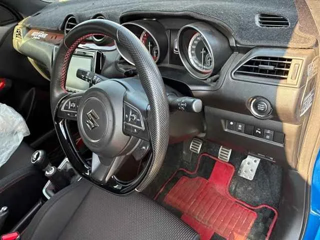 SUZUKI SWIFT 2022