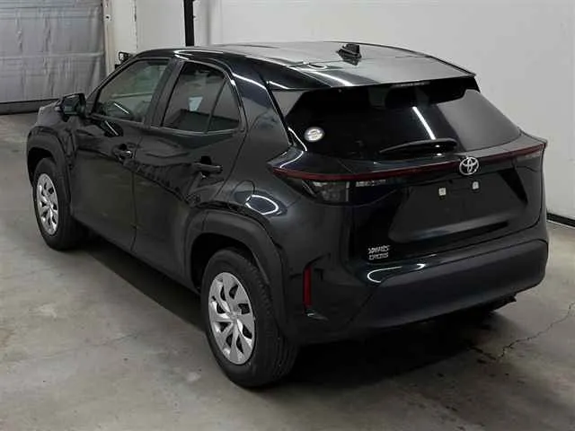 TOYOTA YARIS CROSS 2023