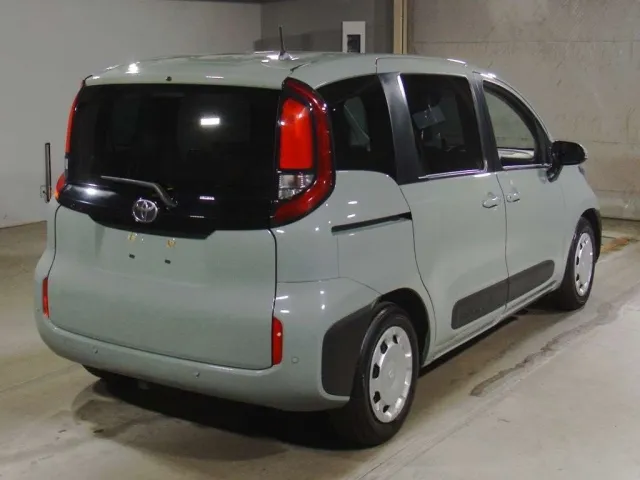 TOYOTA SIENTA 2023
