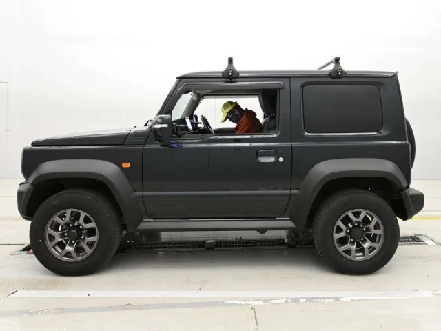 SUZUKI JIMNY SIERRA 2023