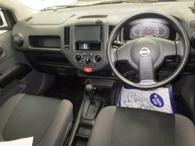 NISSAN AD 2021