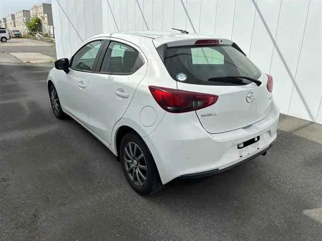MAZDA MAZDA2 2023