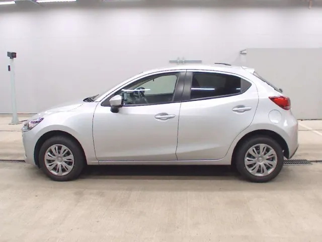 MAZDA MAZDA2 2023
