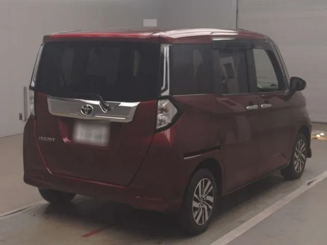 TOYOTA ROOMY 2023