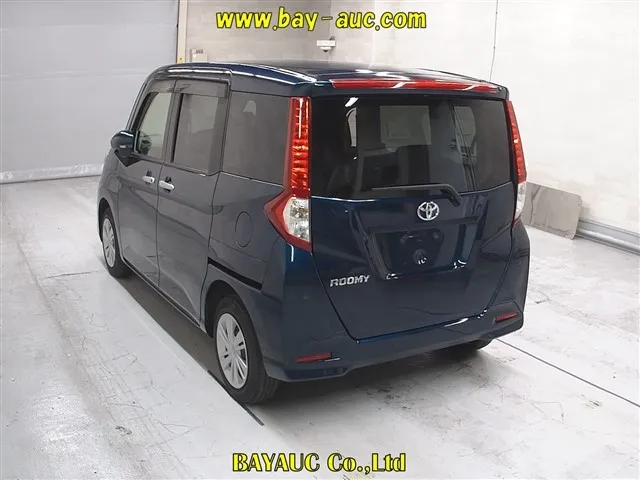 TOYOTA ROOMY 2023