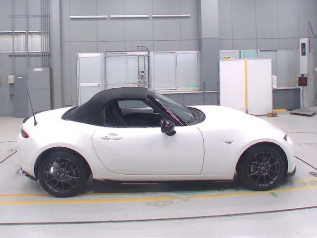 MAZDA ROADSTER 2022