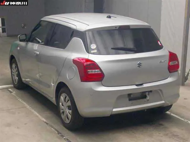 SUZUKI SWIFT 2023