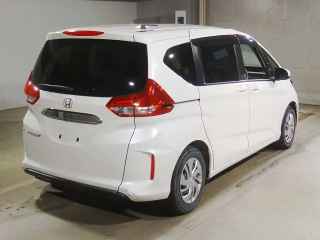 HONDA FREED 2022