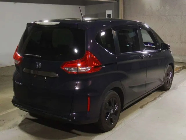 HONDA FREED 2023