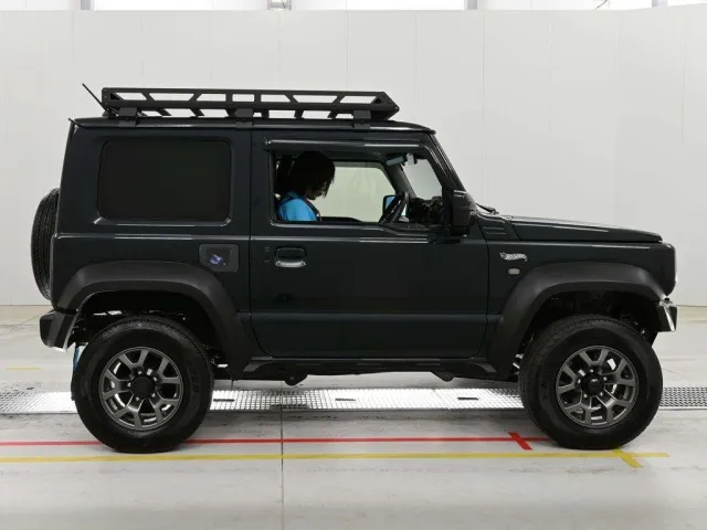 SUZUKI JIMNY SIERRA 2023