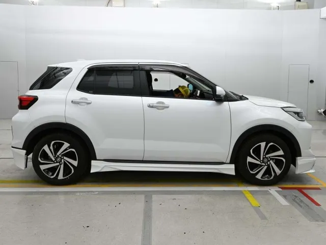 TOYOTA RAIZE 2023