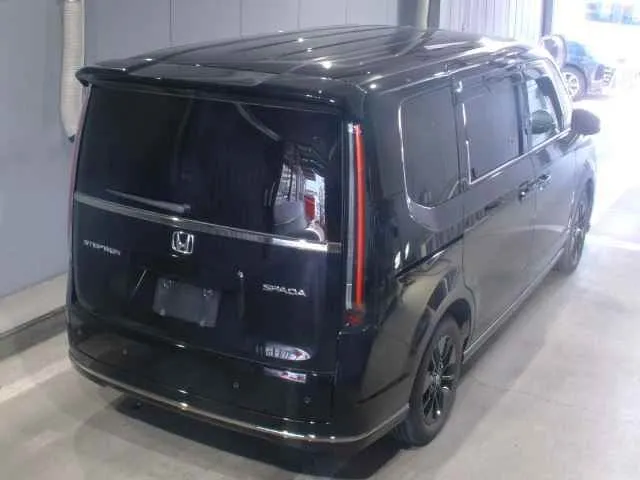 HONDA STEP WAGON 2023