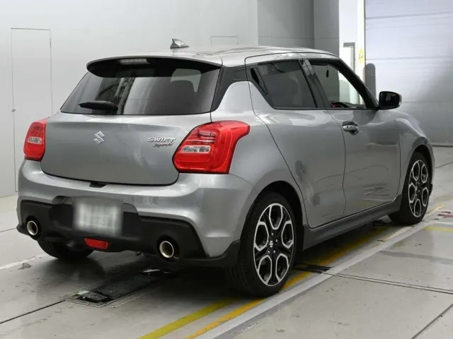 SUZUKI SWIFT 2021