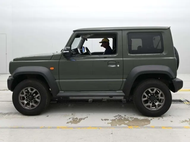 SUZUKI JIMNY SIERRA 2023