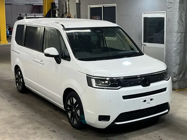 HONDA STEP WAGON 2023