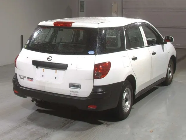 NISSAN AD 2021