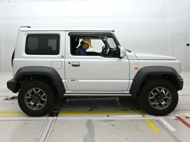 SUZUKI JIMNY SIERRA 2023