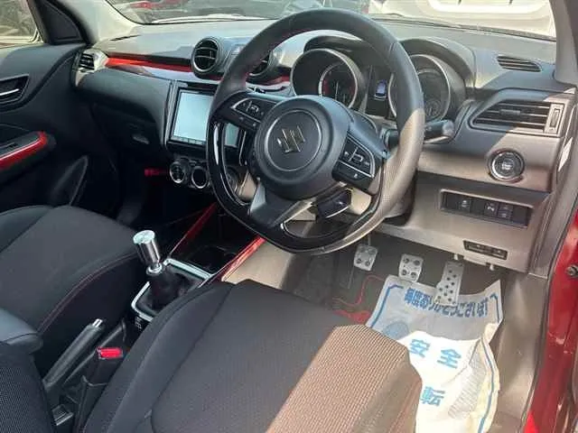 SUZUKI SWIFT 2023