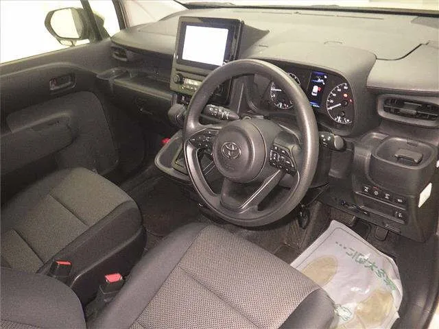 TOYOTA SIENTA 2023