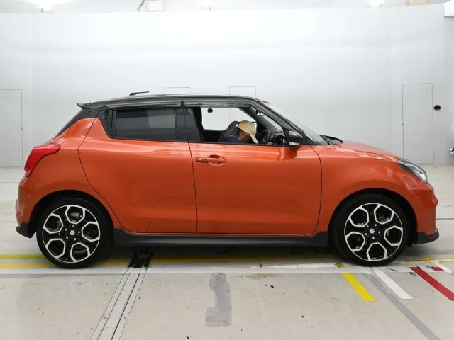 SUZUKI SWIFT 2022