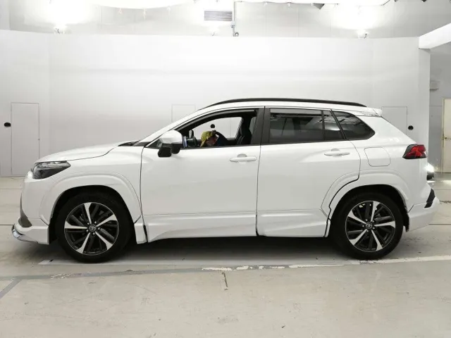 TOYOTA COROLLA CROSS 2023