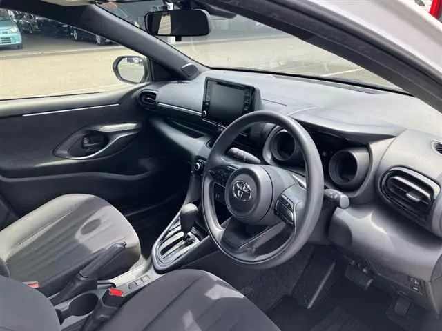TOYOTA YARIS 2023
