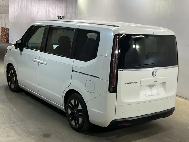 HONDA STEP WAGON 2023