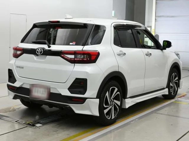 TOYOTA RAIZE 2023