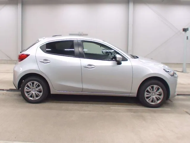 MAZDA MAZDA2 2023