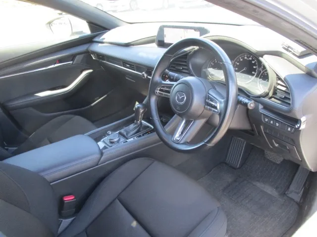 MAZDA MAZDA3 2023