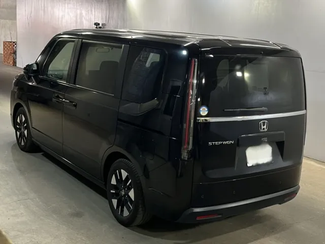 HONDA STEP WAGON 2023