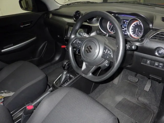 SUZUKI SWIFT 2022