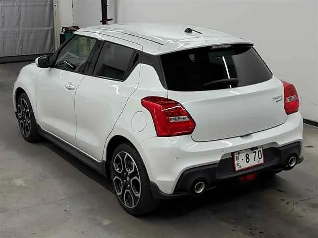 SUZUKI SWIFT 2022