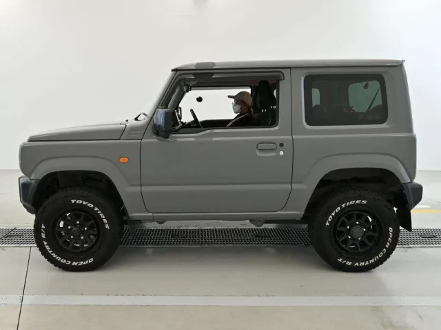 SUZUKI JIMNY 2023