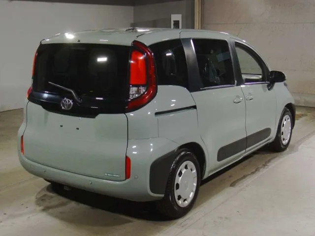 TOYOTA SIENTA 2023