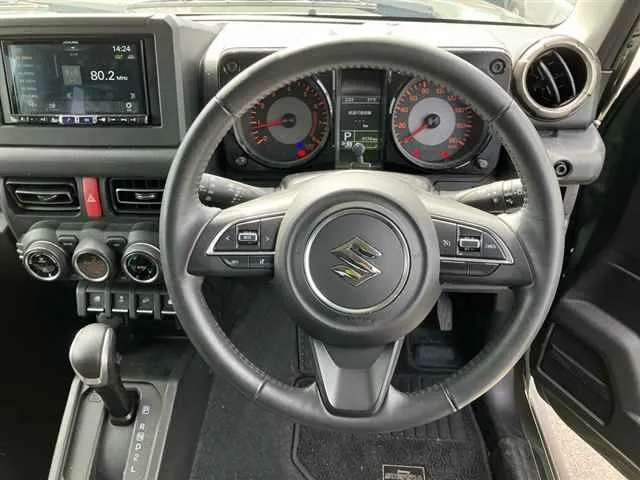 SUZUKI JIMNY SIERRA 2023