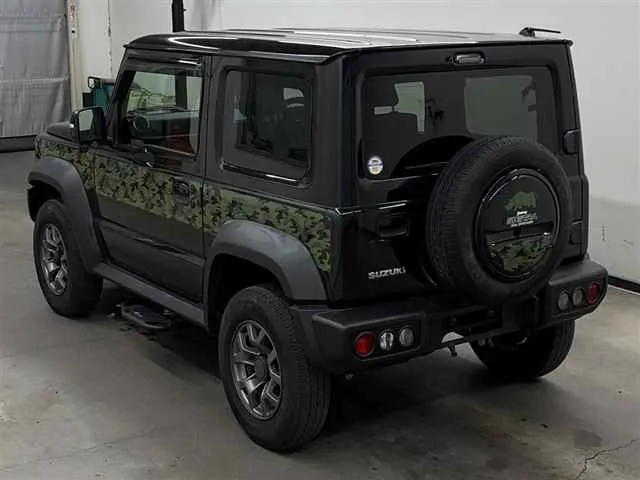 SUZUKI JIMNY SIERRA 2023