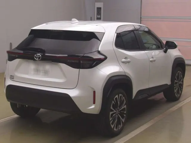 TOYOTA YARIS CROSS 2023