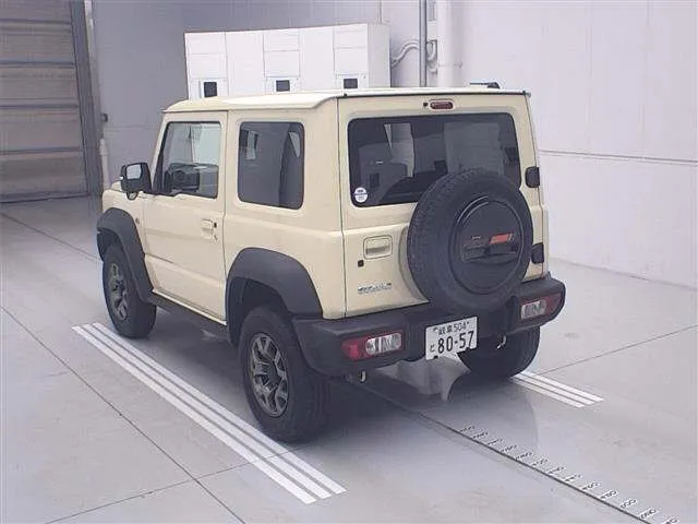 SUZUKI JIMNY SIERRA 2023