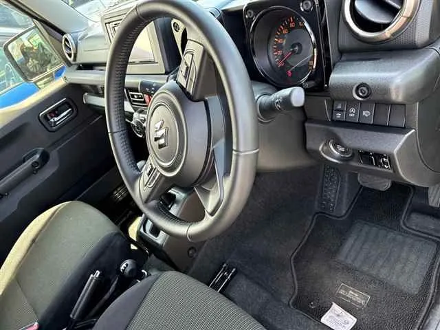 SUZUKI JIMNY SIERRA 2023