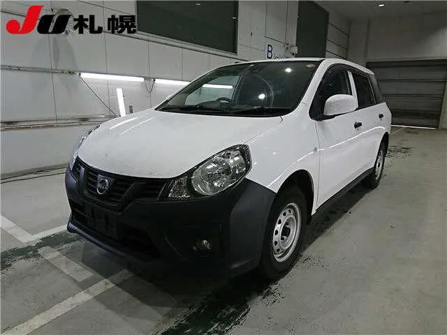 NISSAN AD 2022
