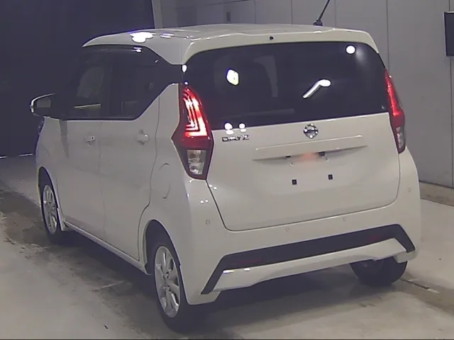 NISSAN DAYZ 2022