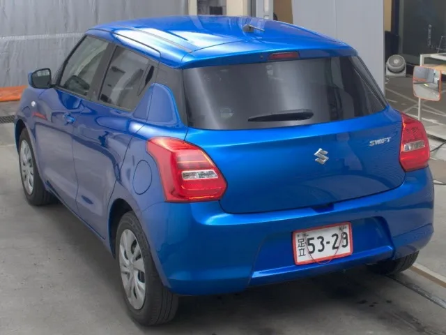 SUZUKI SWIFT 2023
