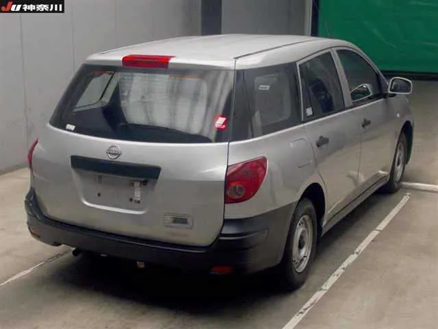 NISSAN AD 2022
