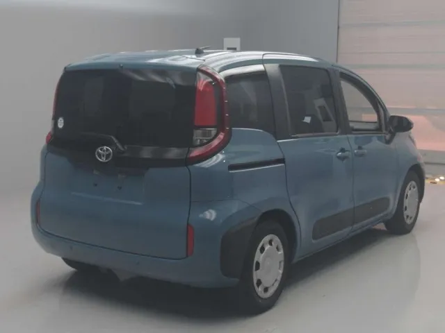 TOYOTA SIENTA 2023